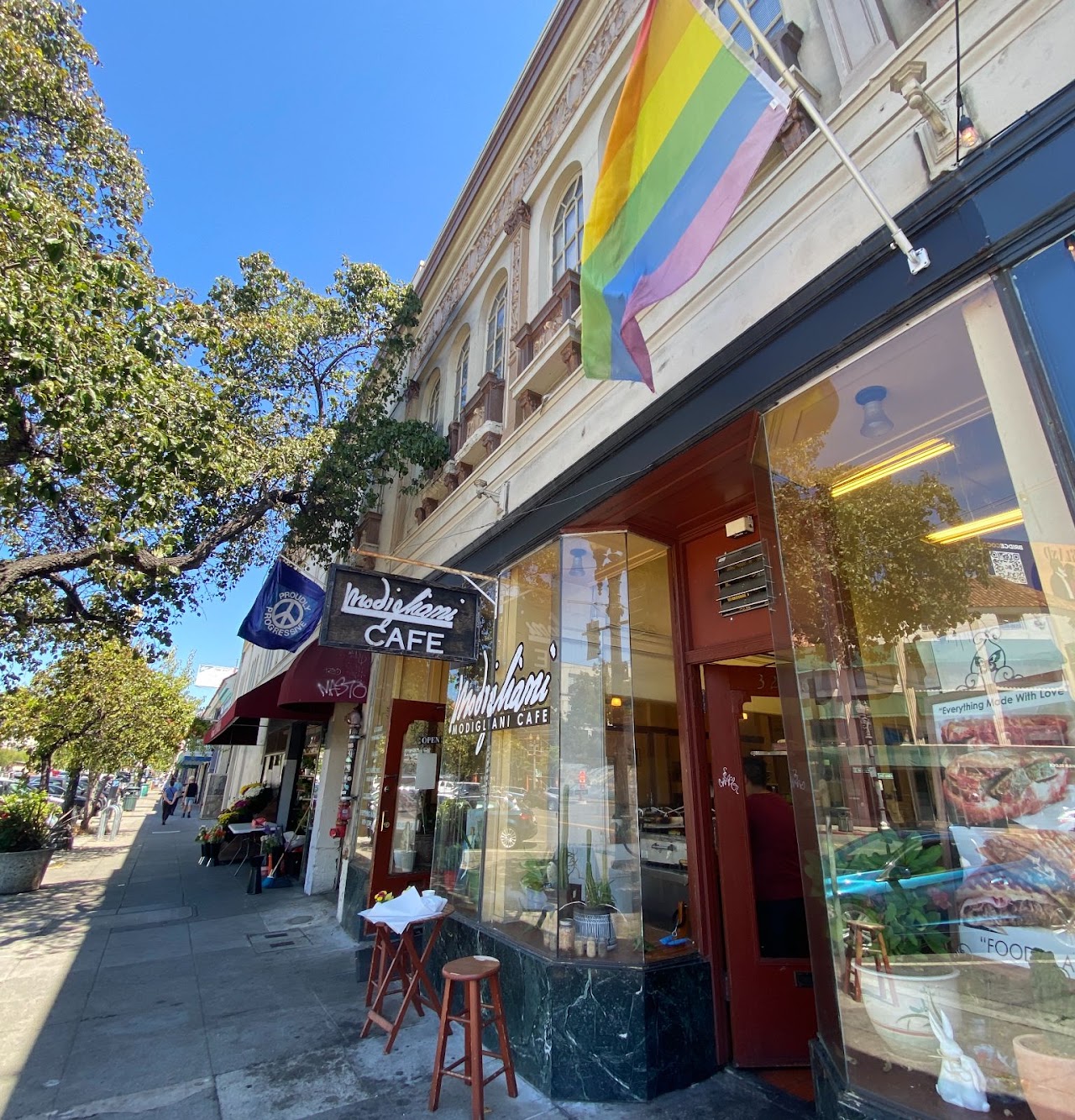 Modigliani Cafe storefront on Grand Avenue